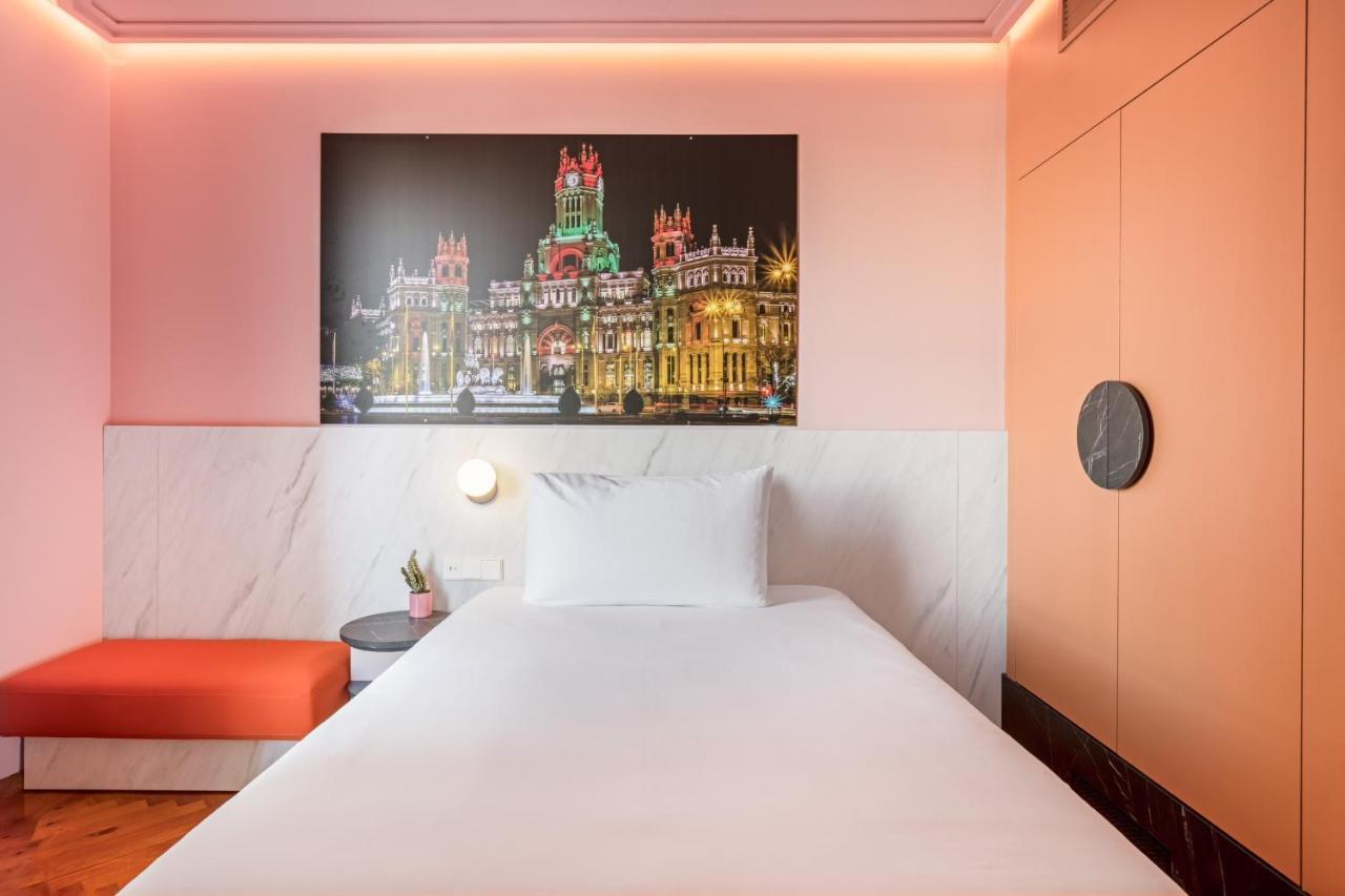 Ikonik Gran Via Hotel Madrid Exterior photo